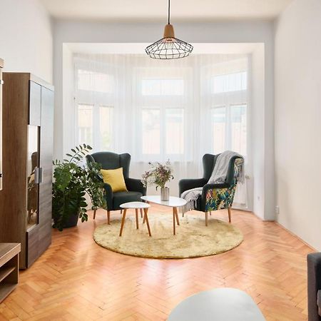 Prague Days - Spacious 3Bdr Apartment - Trendy Neighbourhood Zewnętrze zdjęcie