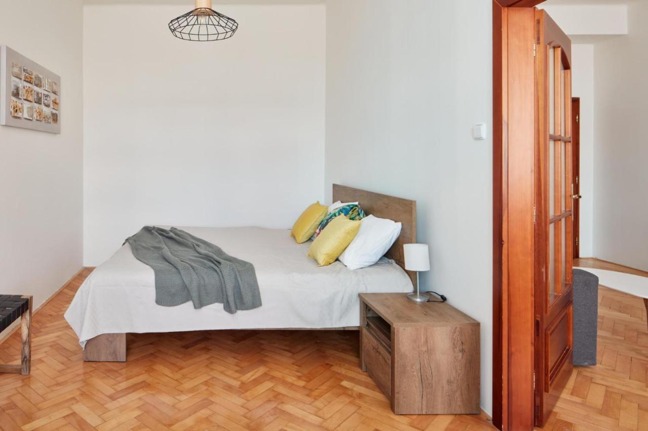 Prague Days - Spacious 3Bdr Apartment - Trendy Neighbourhood Zewnętrze zdjęcie